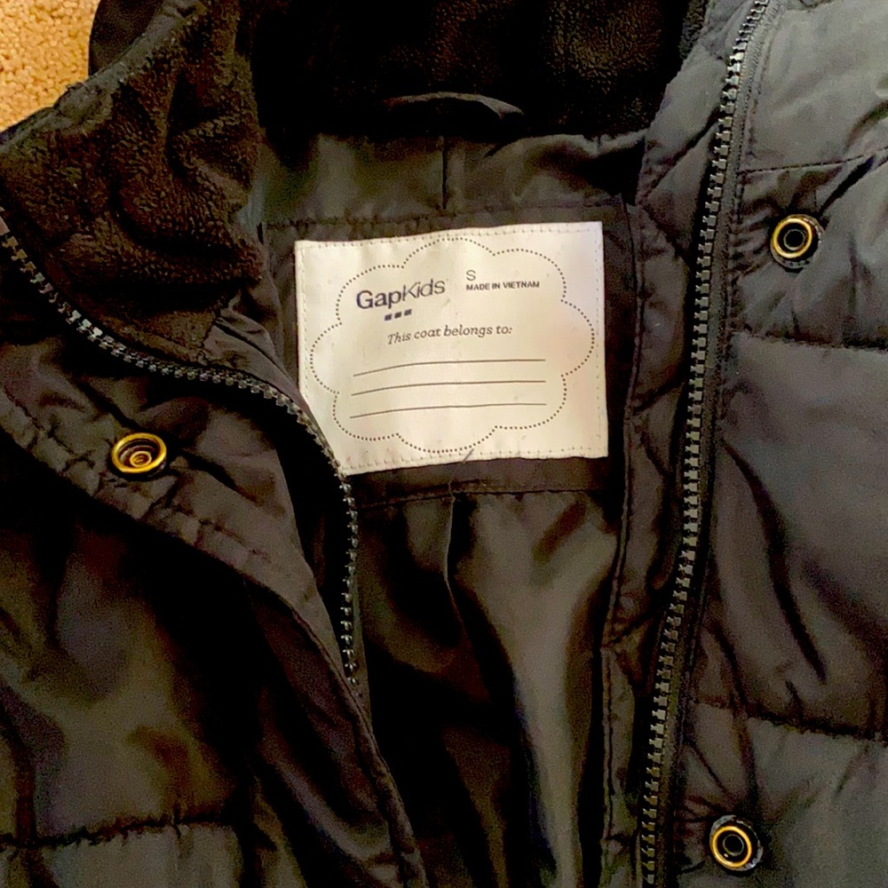 GapKids Blavk Warmest Jacket size S